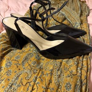 Nine West Black Patent Pointed T Strap Block Heels